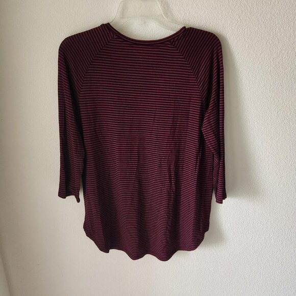 A.n.a Vintage Women Burgundy & Black Striped Top 3/4 length sleeve Sz Petite M - Picture 3 of 8